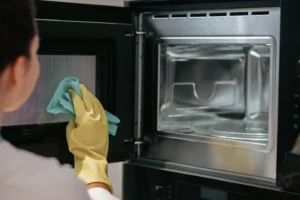 best way to clean microwave