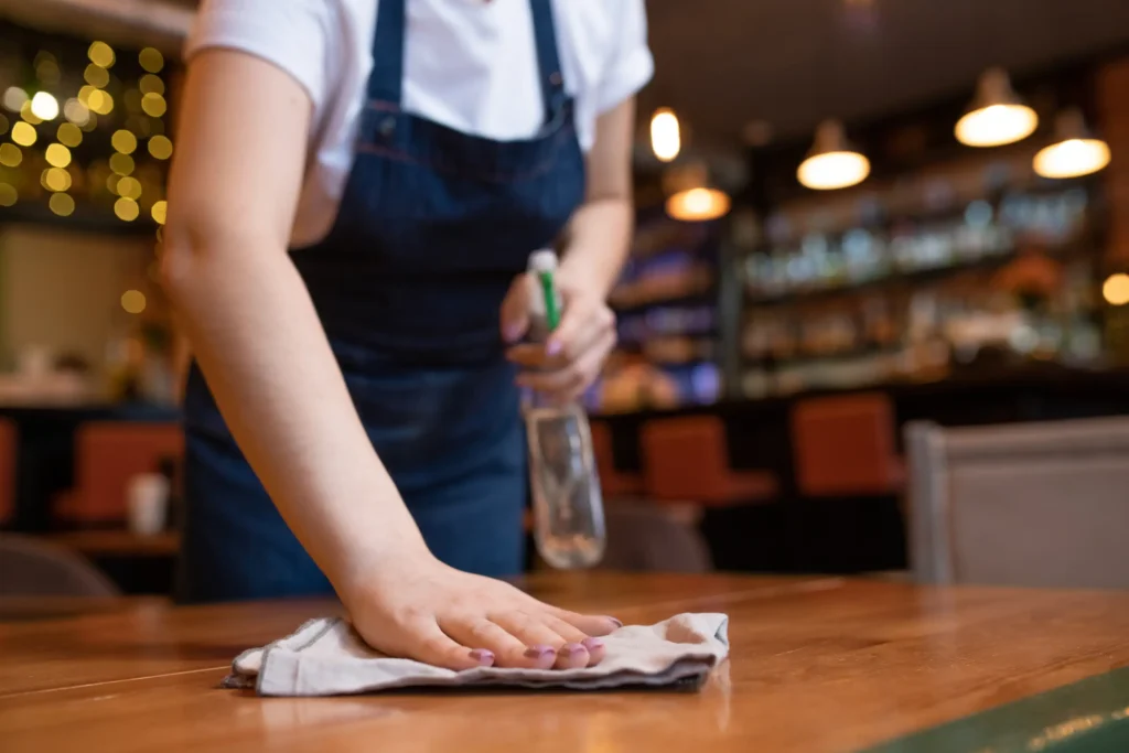 weekly restaurant cleaning checklist
